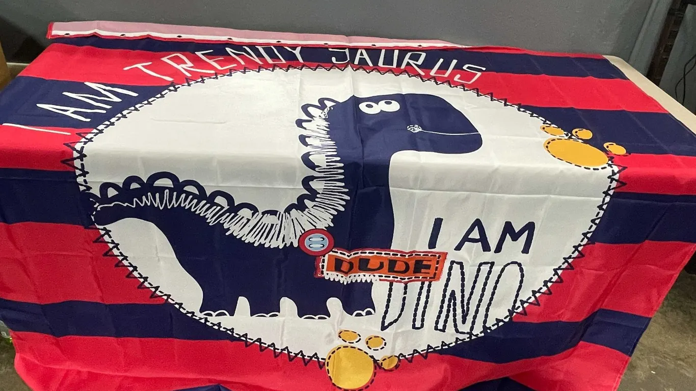 Trendy Saurus I AM Dude Flag (T4)