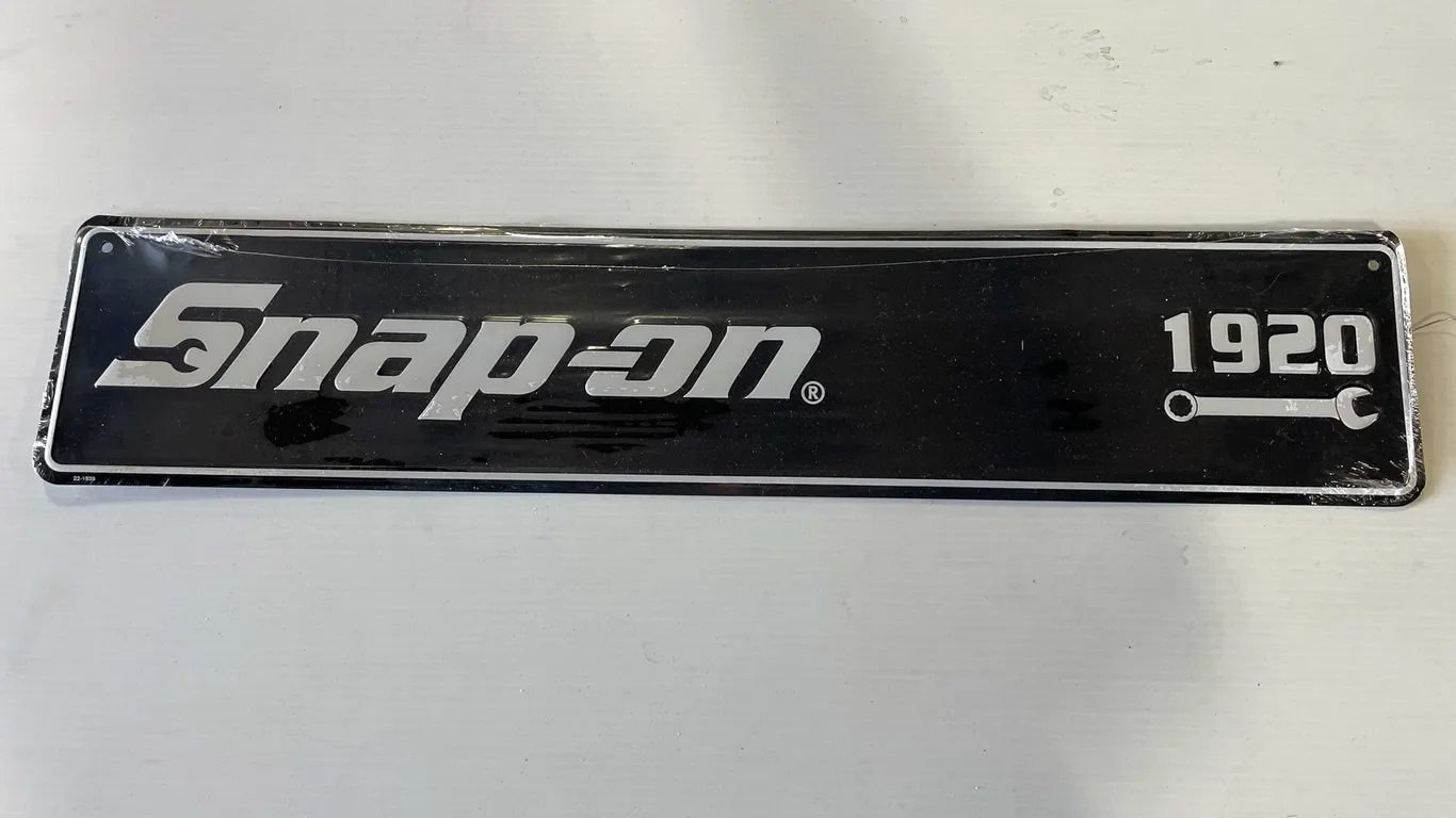 Snap-On Tools 1920 Metal Sign (T5)