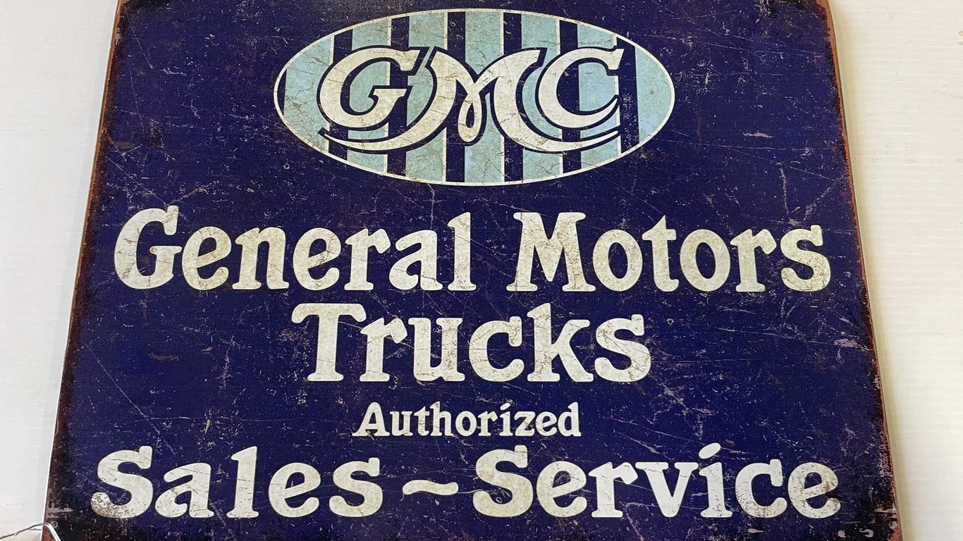 GMC General Motors Trucks Authorized Sales Service Metal Sign (T5)
