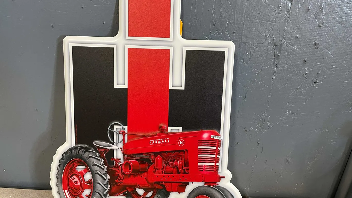 IH Metal Sign (T3)