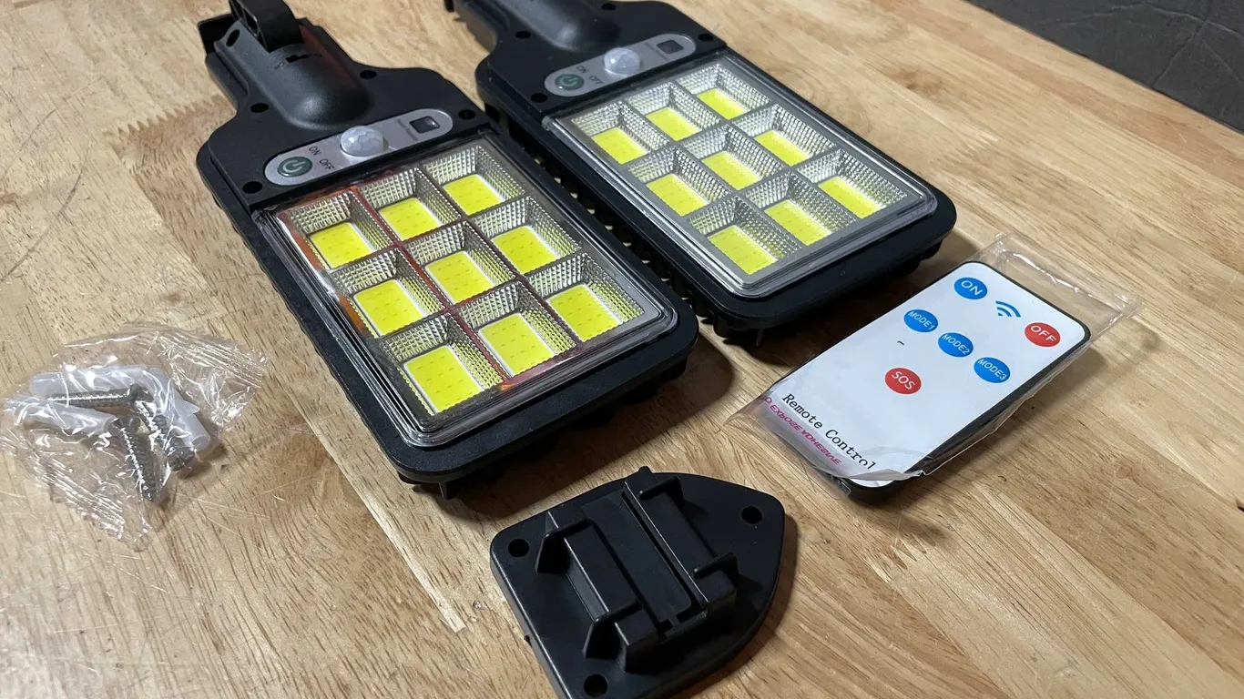 Solar Powered LED Street Lamps (T3)
