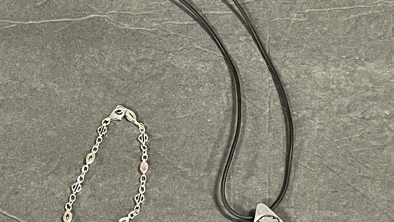 Harley Davidson Necklace and Bracelet (FR1)