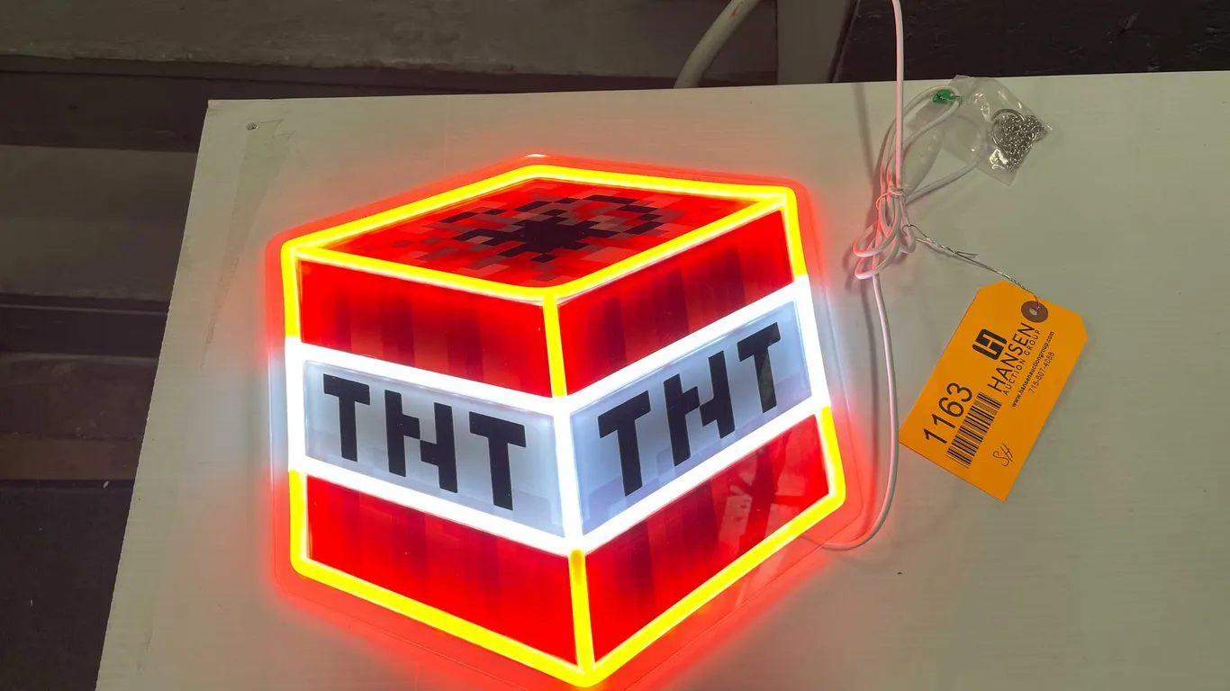 Minecraft TNT Block LED Neon Style Light (T5)