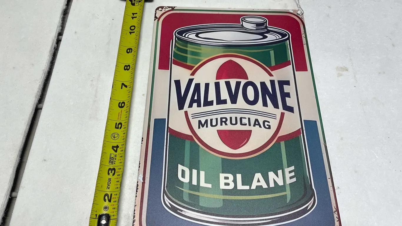 Valvoline Oil Metal Sign (T-2)