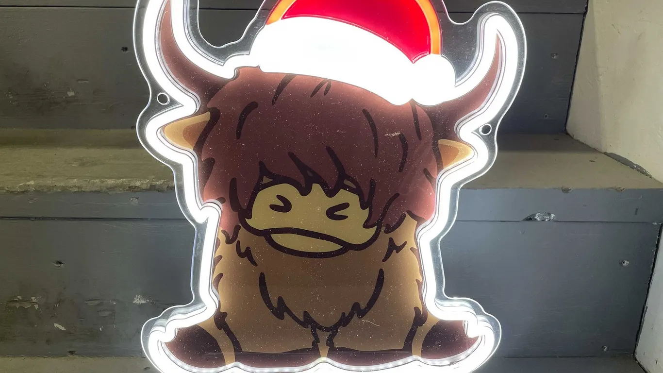 Christmas Highland Cow LED Light (T3)