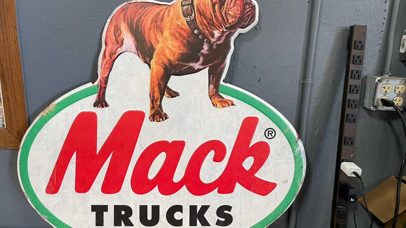 Metal Mack Truck Sign (T3)