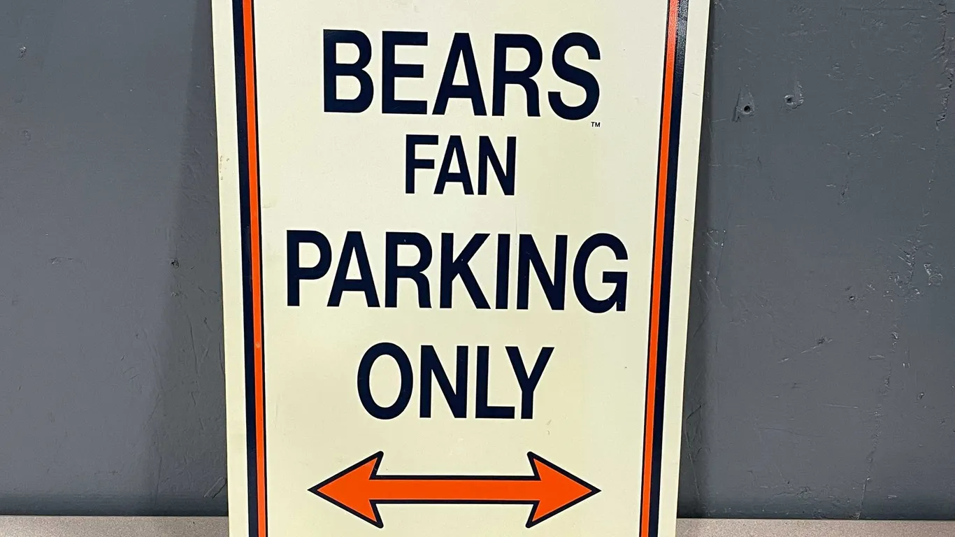 Bears Fan Parking Only Sign (T3)