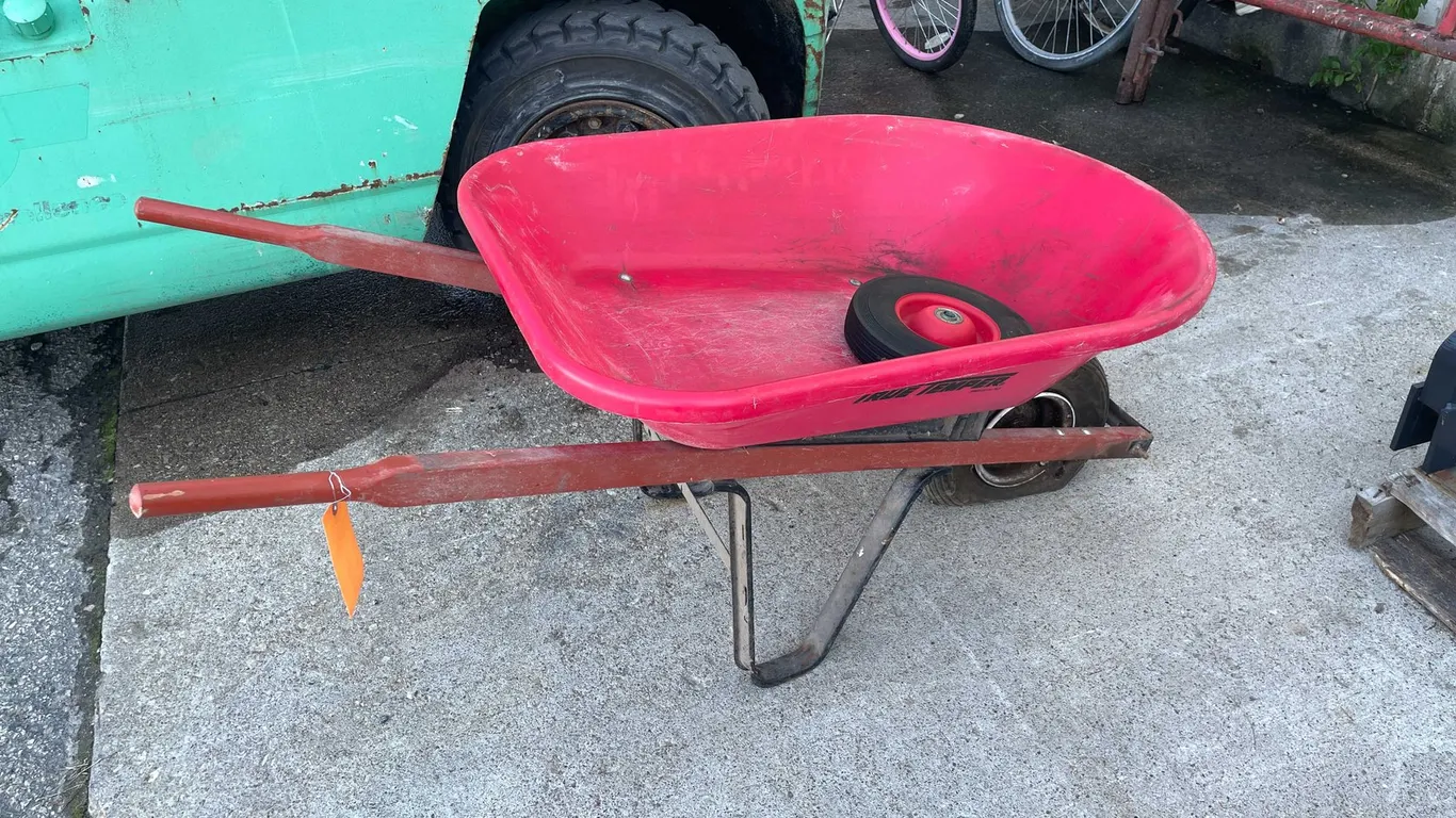 True Tempoer Wheel Barrow (O4)