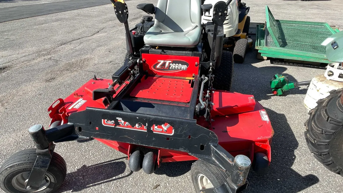 Gravely ZT 2660 HD Zero Turn Lawn Mower (O3)