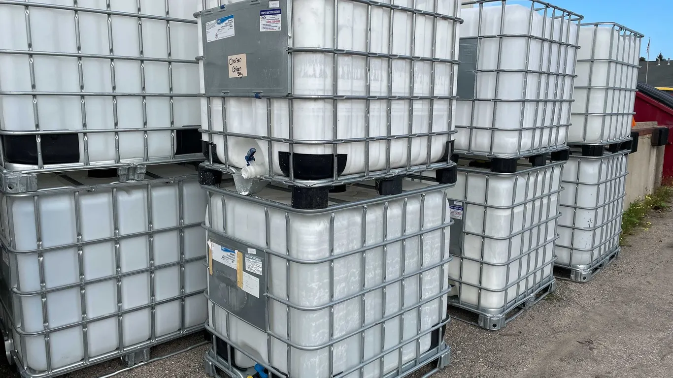 275 Gallon IBC Caged Totes (OF)