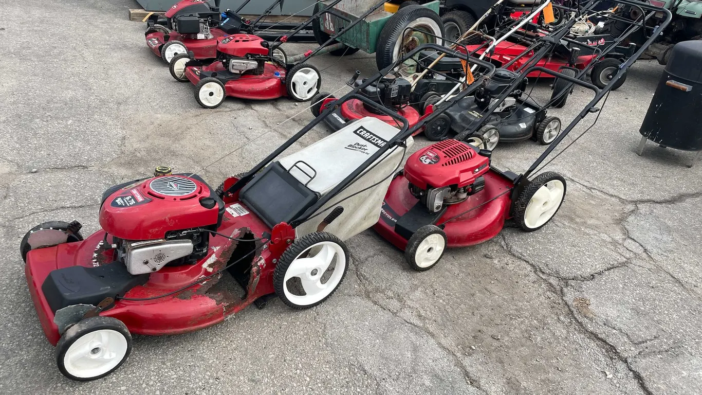 High Wheel Lawn Mowers (03)