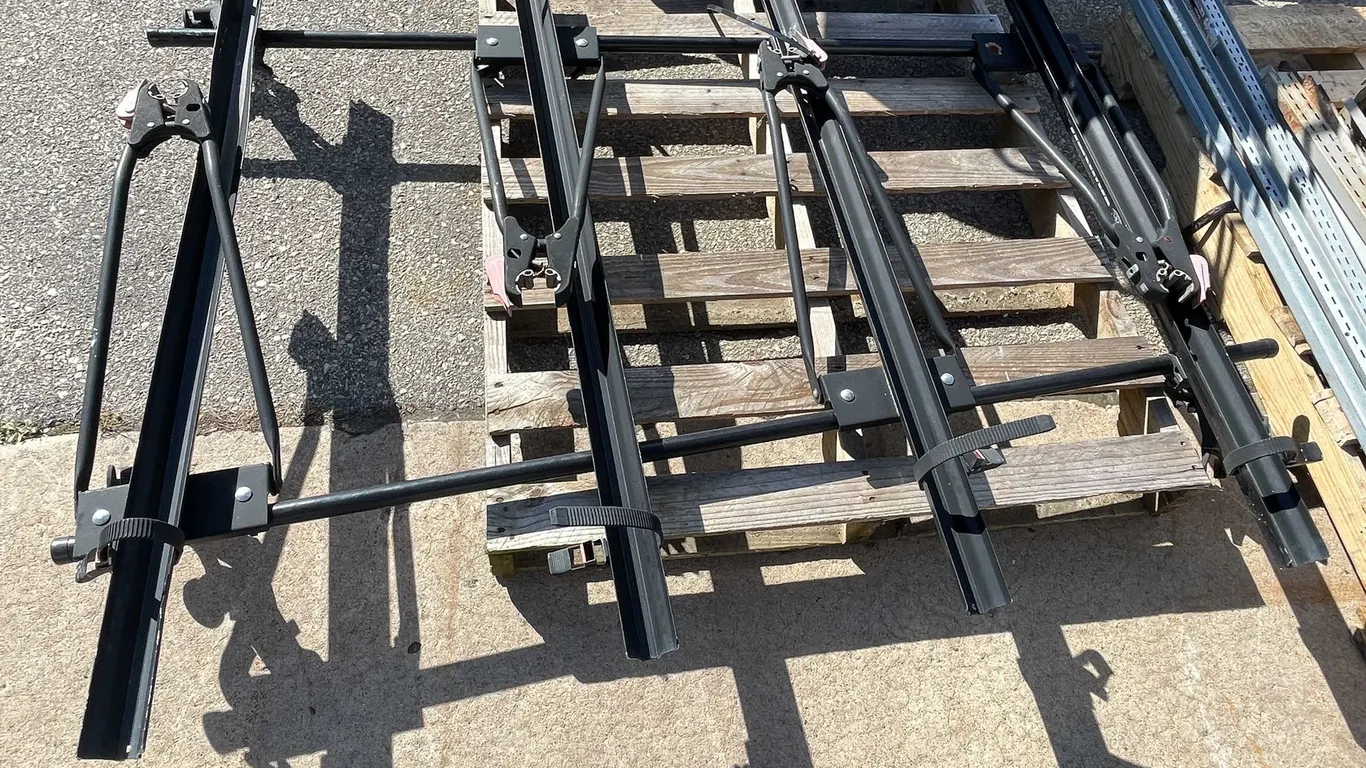 Yakima 4 Place Bike Rack (O3)