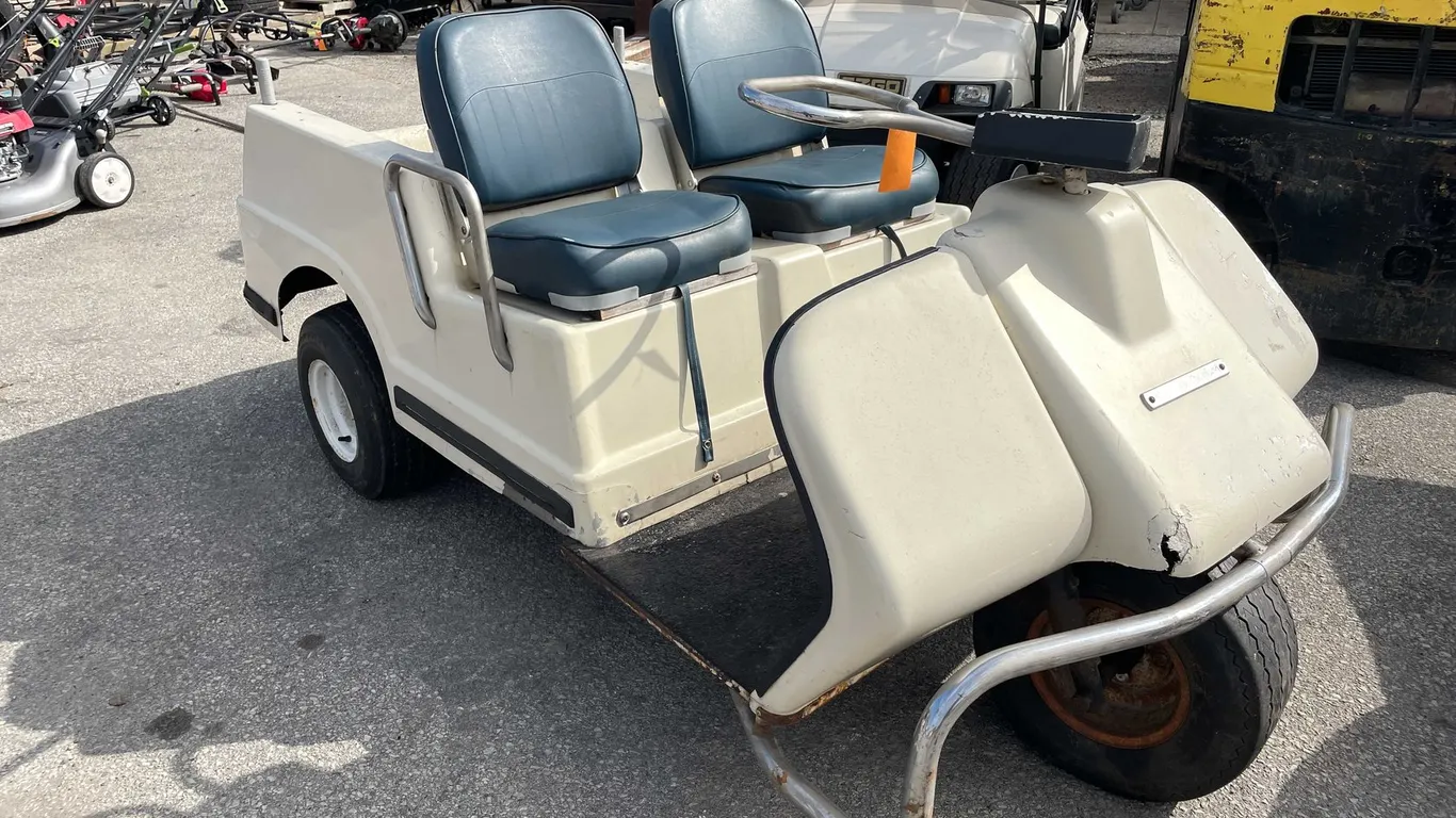 AMF Harley-Davidson Golf Cart (04)