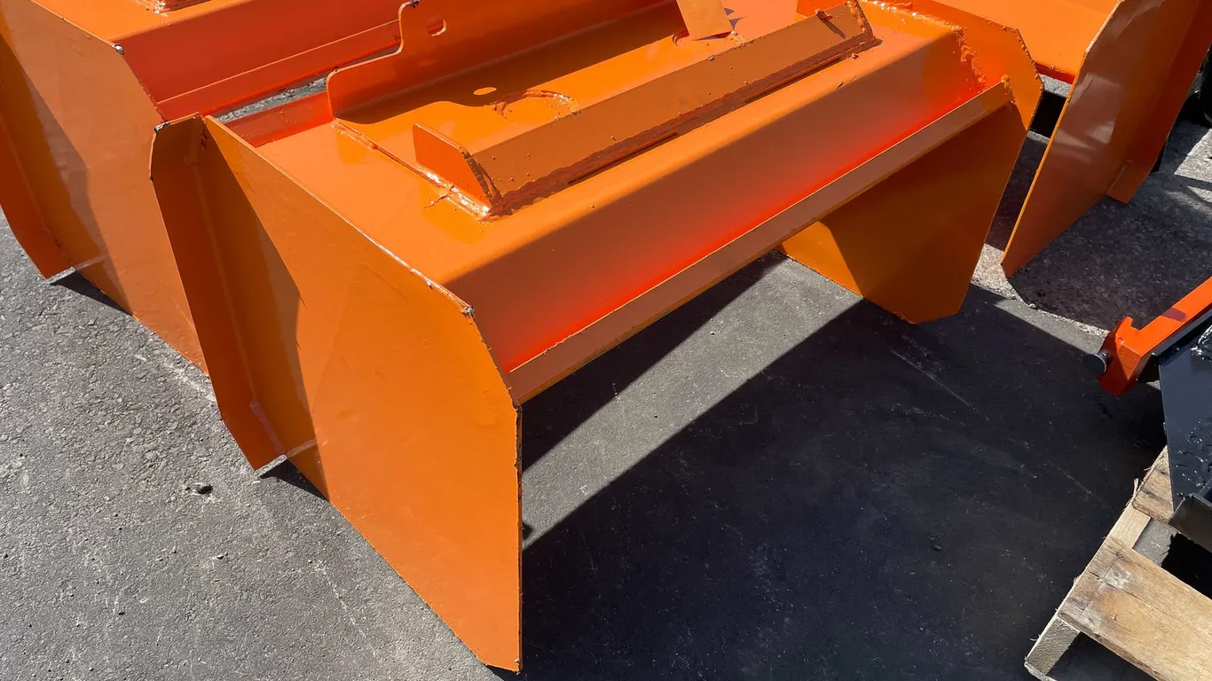 36" Mini Skid Steer Snow Pusher (06)