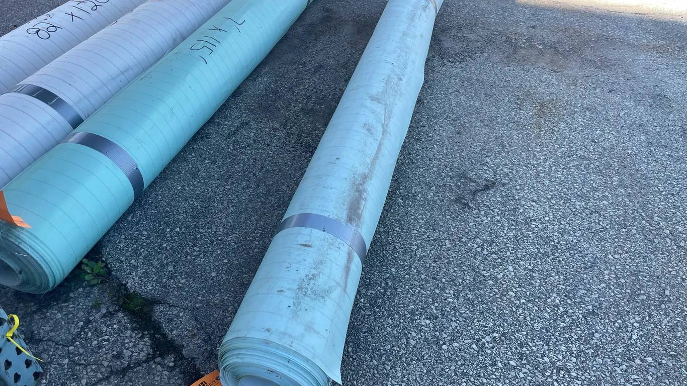 89" x 155' Roll of Mill Felt (04)
