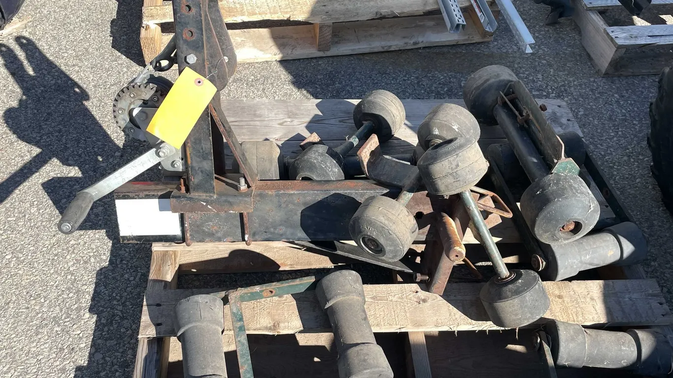 Boat Trailer Parts (03)