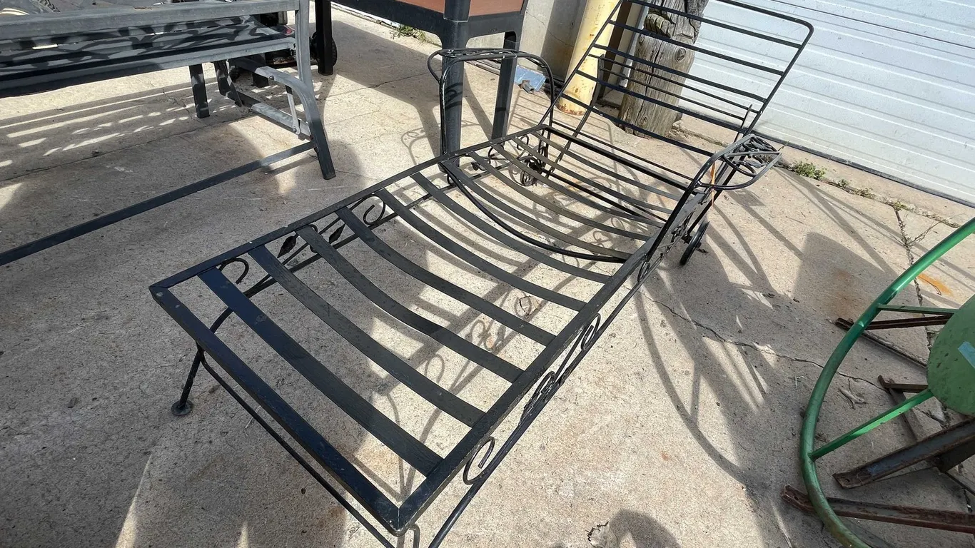 Chaise Lounge Chair (03)