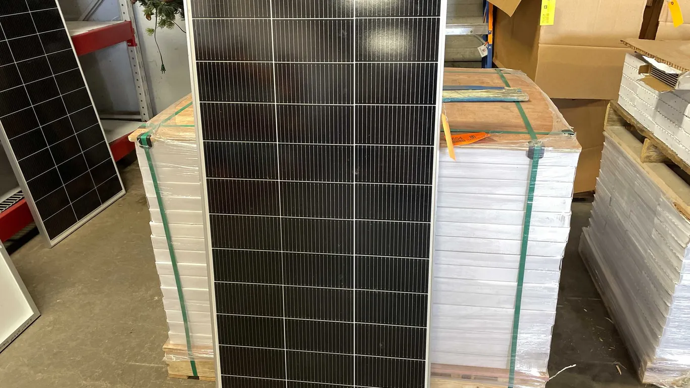 100W Silver Solar Panel (CW)