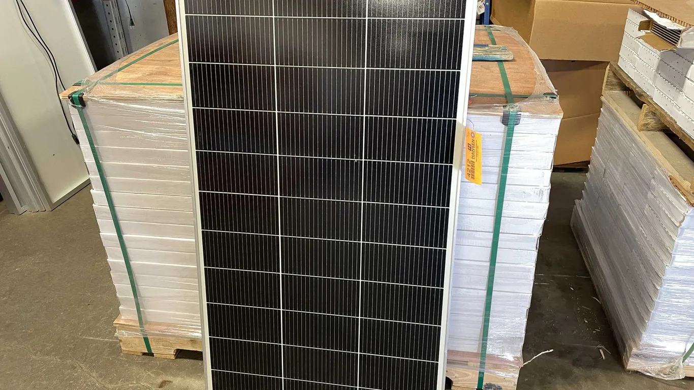 100W Silver Solar Panel (CW)