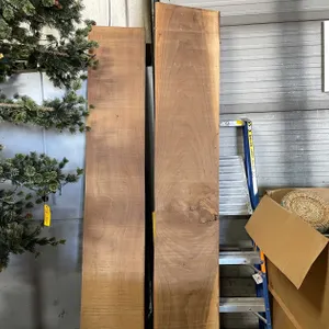 Walnut Slabs (03)