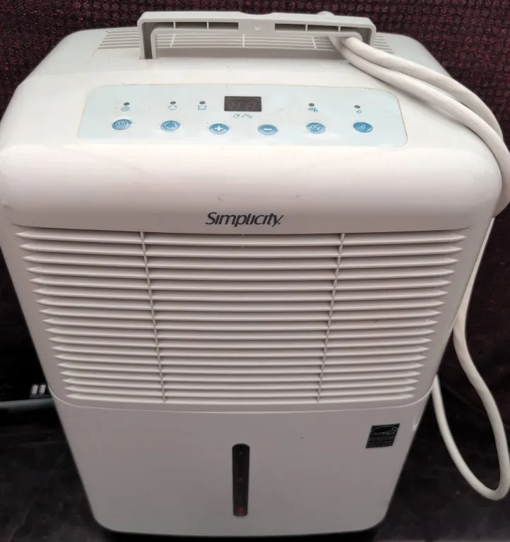 Simplicity Dehumidifier SDR307E With Digital Display and Noma 6-Outlet Power Bar