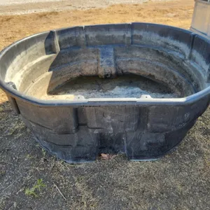 300 Gal. Rubbermaid Horse Trough