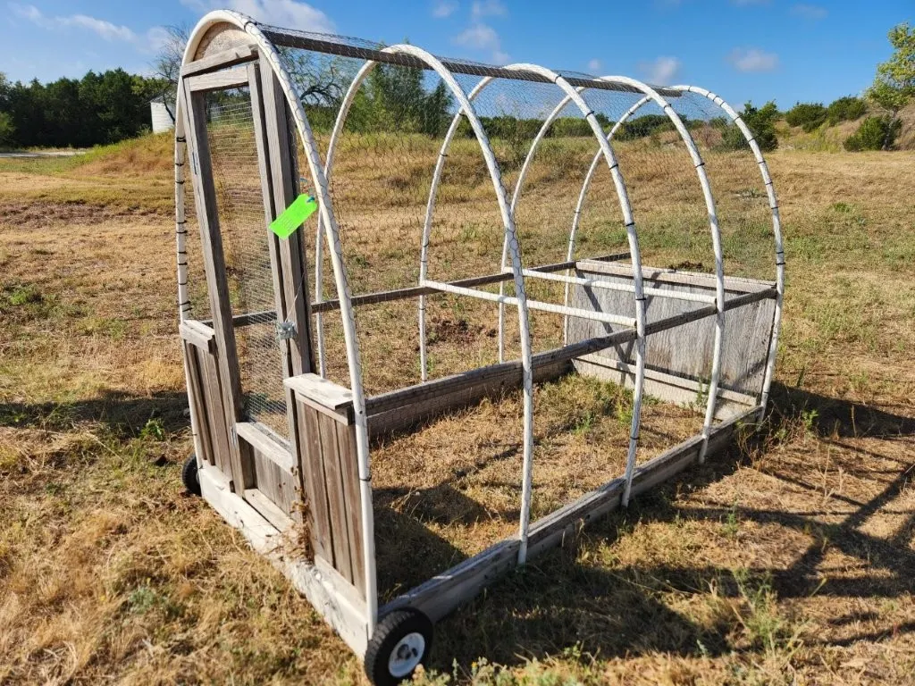 Portable Chicken Tractor Coop