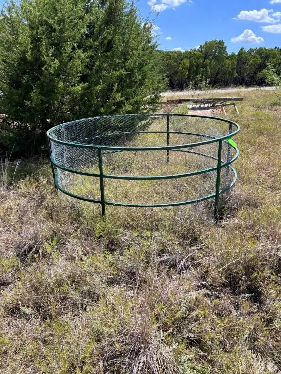 Hay Ring