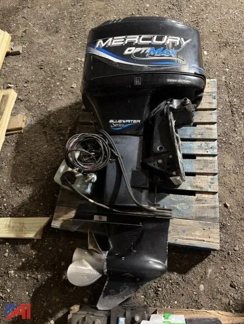 2001 Mercury 135HP 2 Stroke OptiMax Boat Engine