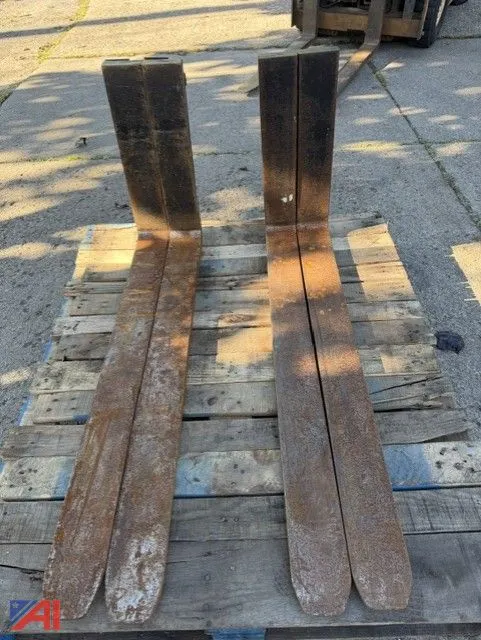 (2) Pairs of 42" Forklift Forks
