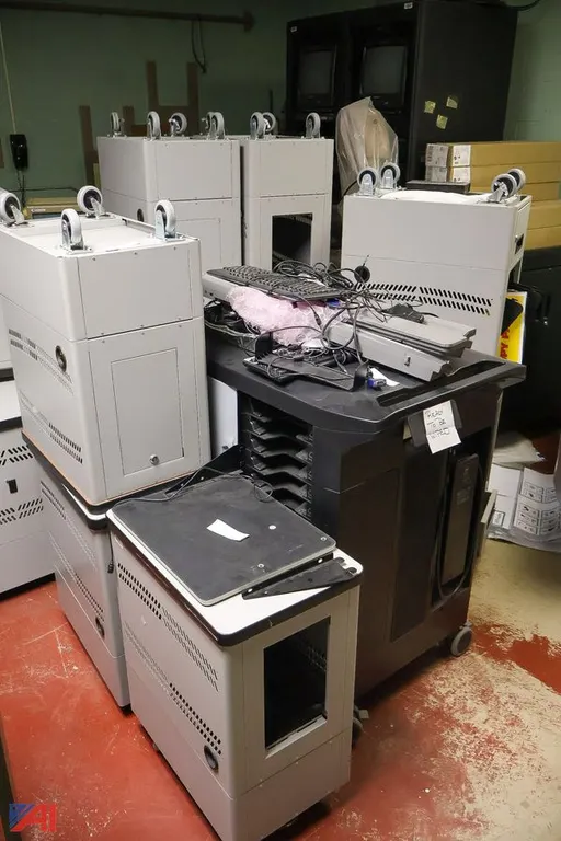 (13) Charging Carts