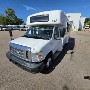 2017 Ford E-450 Super Duty  Shuttle Bus