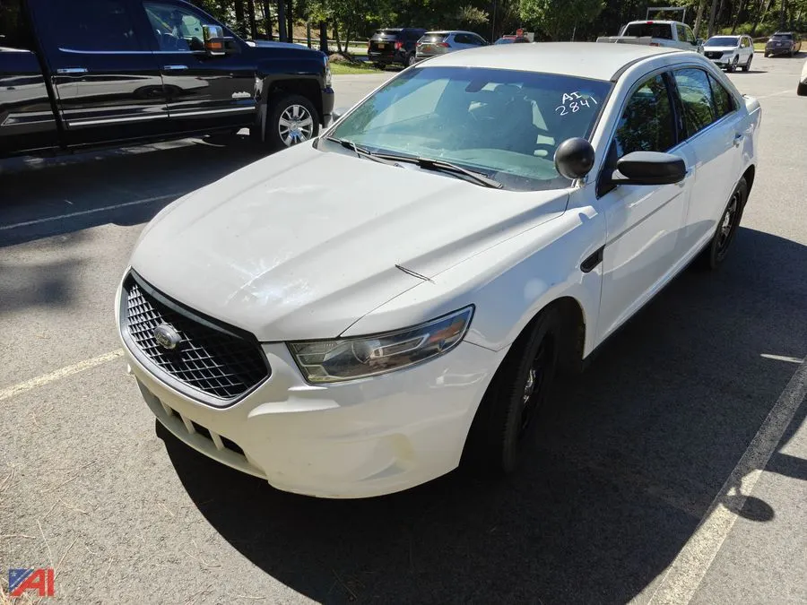 2017 Ford Taurus Sedan