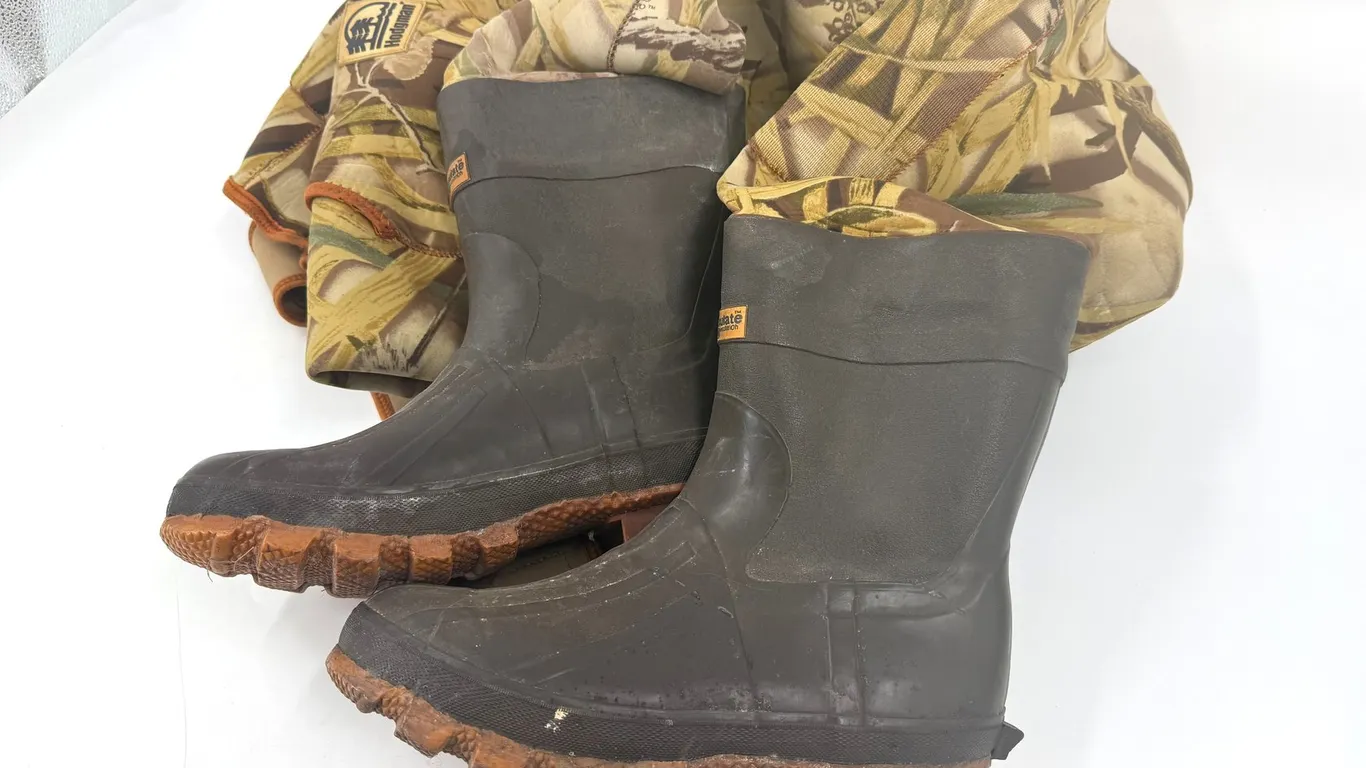 Ducks Unlimited Camo Waders & Thinsulate Insulated Boots | 2 Sets