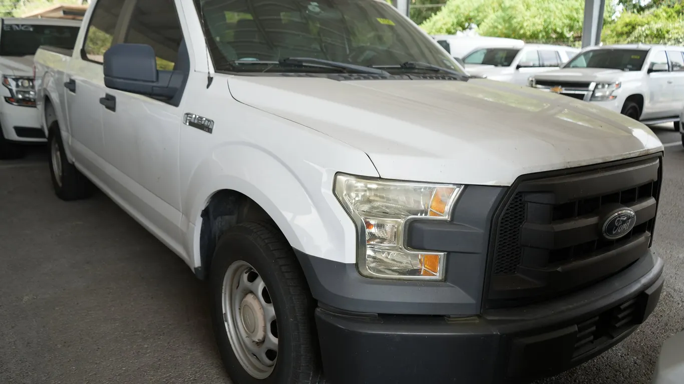 2016 Ford F150XL Crew Cab Pickup - May Need to be Towed
