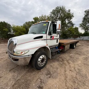 2011 International  4300 SBA 4X2 Roll Off Truck