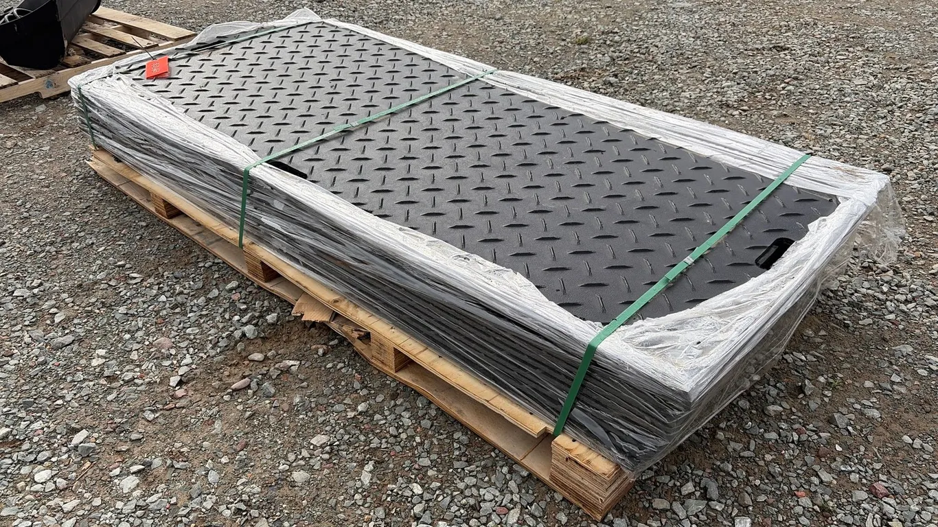 (15) Unused SDLANCH SDLFPM Roadbed Protection Pads