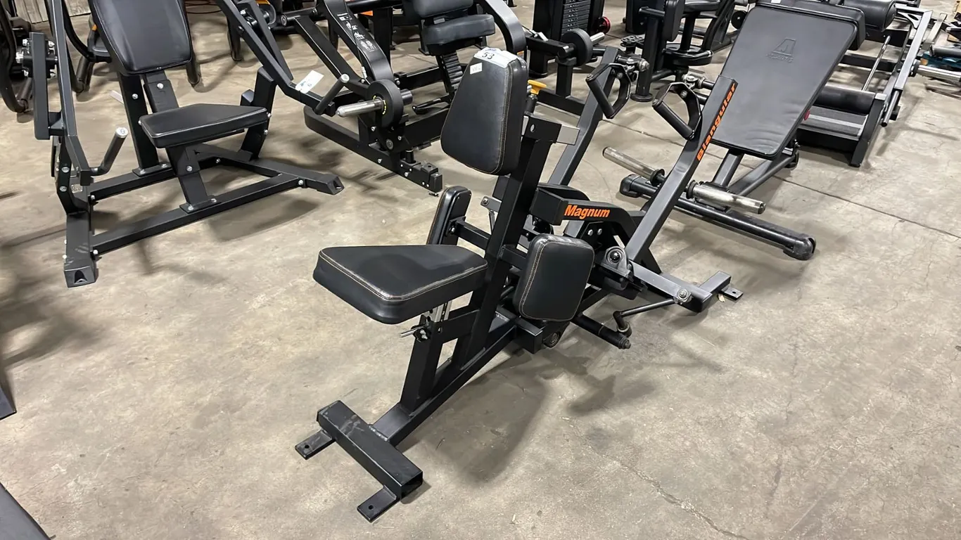 MAGNUM COMMERCIAL EXERCISE FREE WEIGHT BIANGULAR MACHINE
