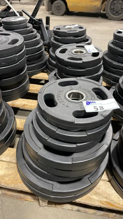 8 AMERICAN BARBELL COMMERCIAL EXERCISE RUBBER OLYMPIC PLATES 2-35LB, 3-25LB & 3-10LB