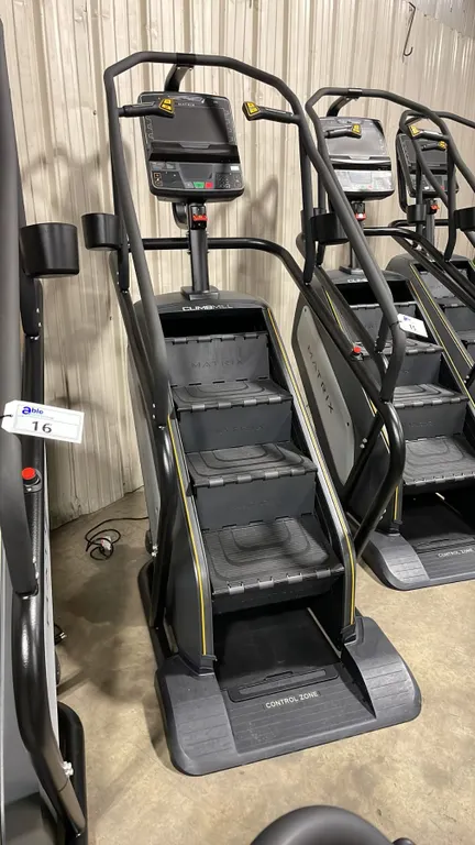 MATRIX C-PS CLIMBMILL COMMERCIAL STAIR CLIMBING CARDIO MACHINE WITH WIFI CONNECTIVITY, USB,