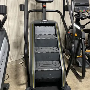 MATRIX C-PS CLIMBMILL COMMERCIAL STAIR CLIMBING CARDIO MACHINE WITH WIFI CONNECTIVITY, USB,