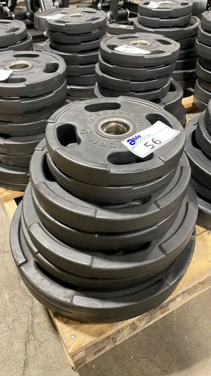8 AMERICAN BARBELL COMMERCIAL EXERCISE RUBBER OLYMPIC PLATES 2-45LB, 2-35LB, 2-25LB & 2-10LB