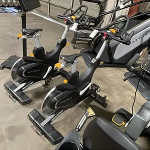 MATRIX CXM COMMERCIAL INDOOR SELF POWERED EXERCISE TRAINING CYCLE WITH DIGITAL PEDOMETER & READOUT