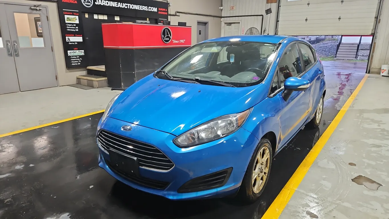 2015 Ford Fiesta SE Hatchback