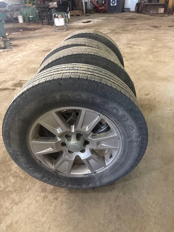 4 Firestone 275/65-20 Tires and Rims