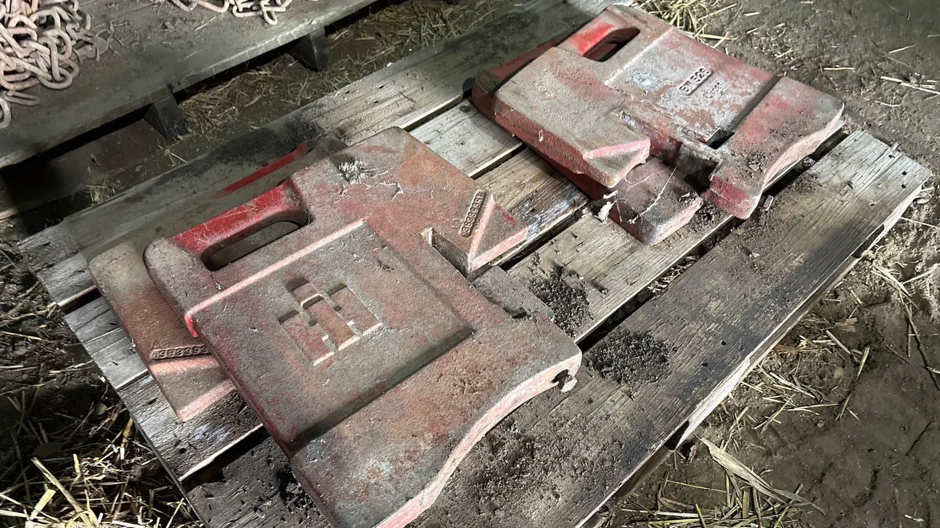 5- IH Suitcase Weights