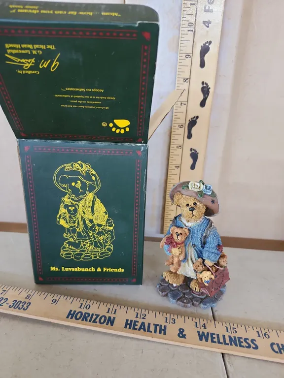 Boyds Bear Ms. Luvsabunch & Friends...Life's A Journey Resin Figure