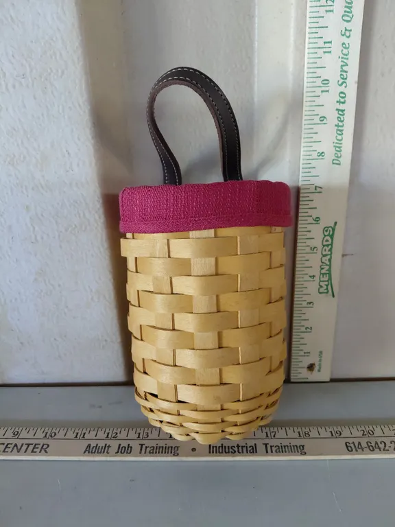 2001 Longaberger Small Gatehouse Basket W/Liner & Protector 5"X5"X7.5"