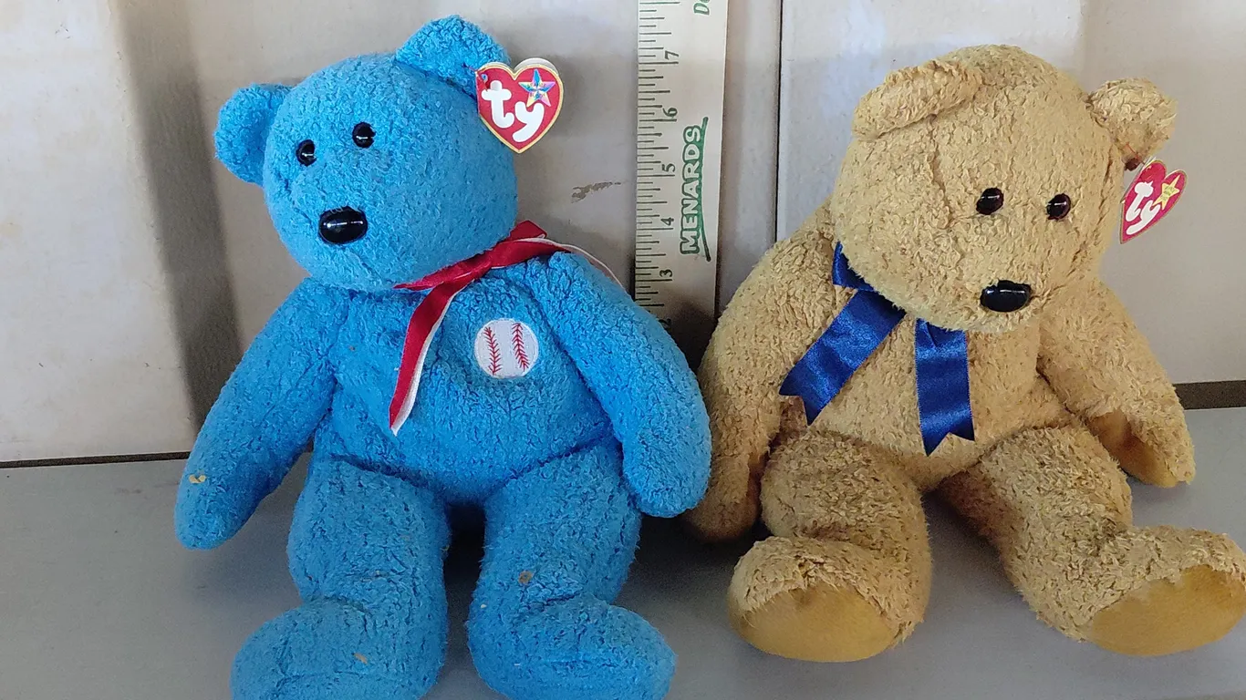 2 Beanie Buddies Fuzz & Addison