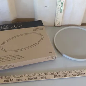 The Pampered Chef Personal Size Round Stone New In Box